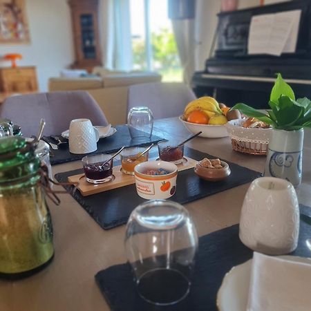Entre Loire Et Vignobles Bed and Breakfast Liré Εξωτερικό φωτογραφία