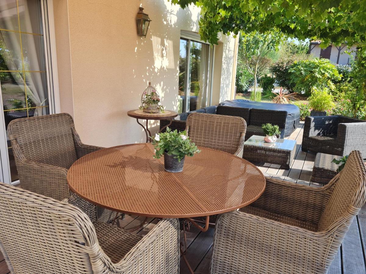 Entre Loire Et Vignobles Bed and Breakfast Liré Εξωτερικό φωτογραφία